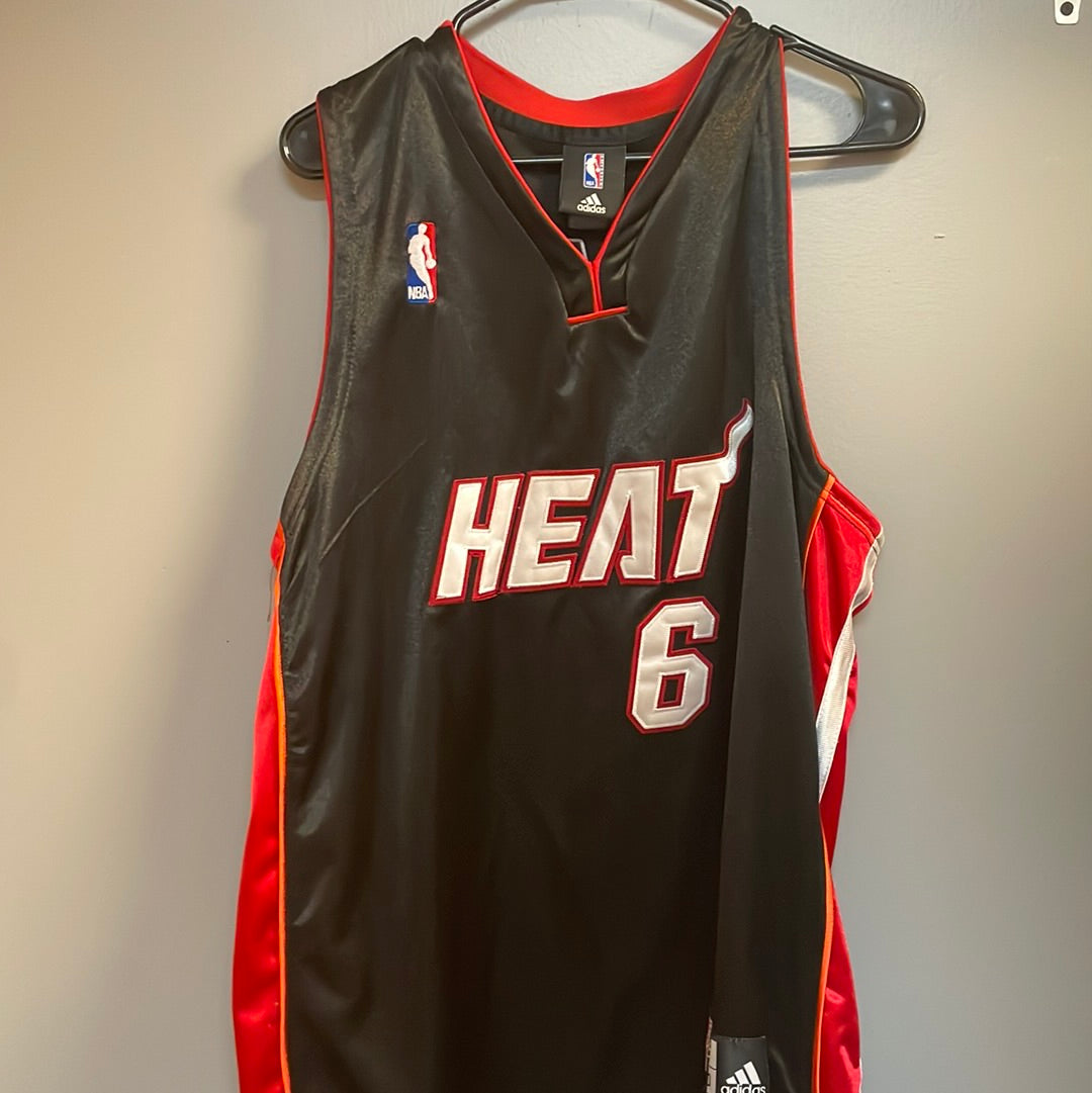 Youth Miami Heat LeBron James adidas Black Replica Road Jersey