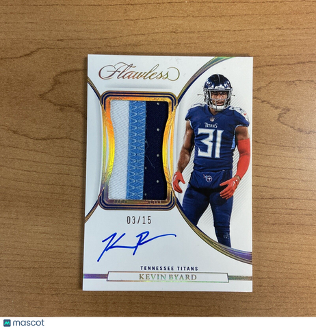 2022 Panini Flawless Football Kevin Byard 3-Color Patch Auto Gold /15 Titans