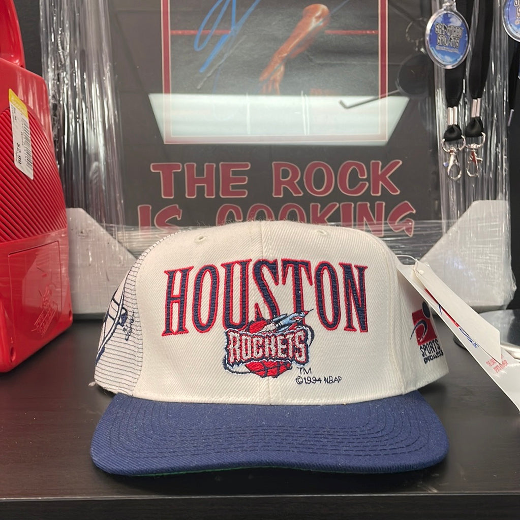 Houston Rockets hat on sale in the NBA store in Manhattan Stock Photo -  Alamy