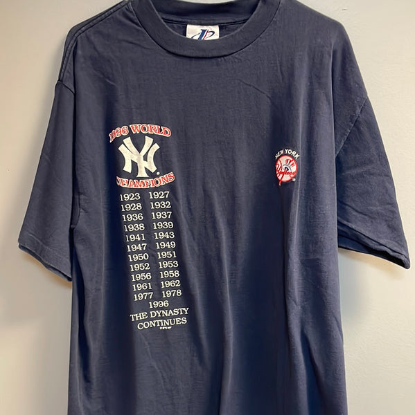 Medallion Vintage Yankees T Shirt – Santiagosports