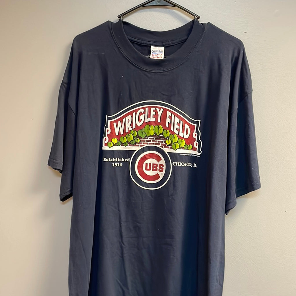 Gildan Vintage T Shirt Wrigley Field – Santiagosports